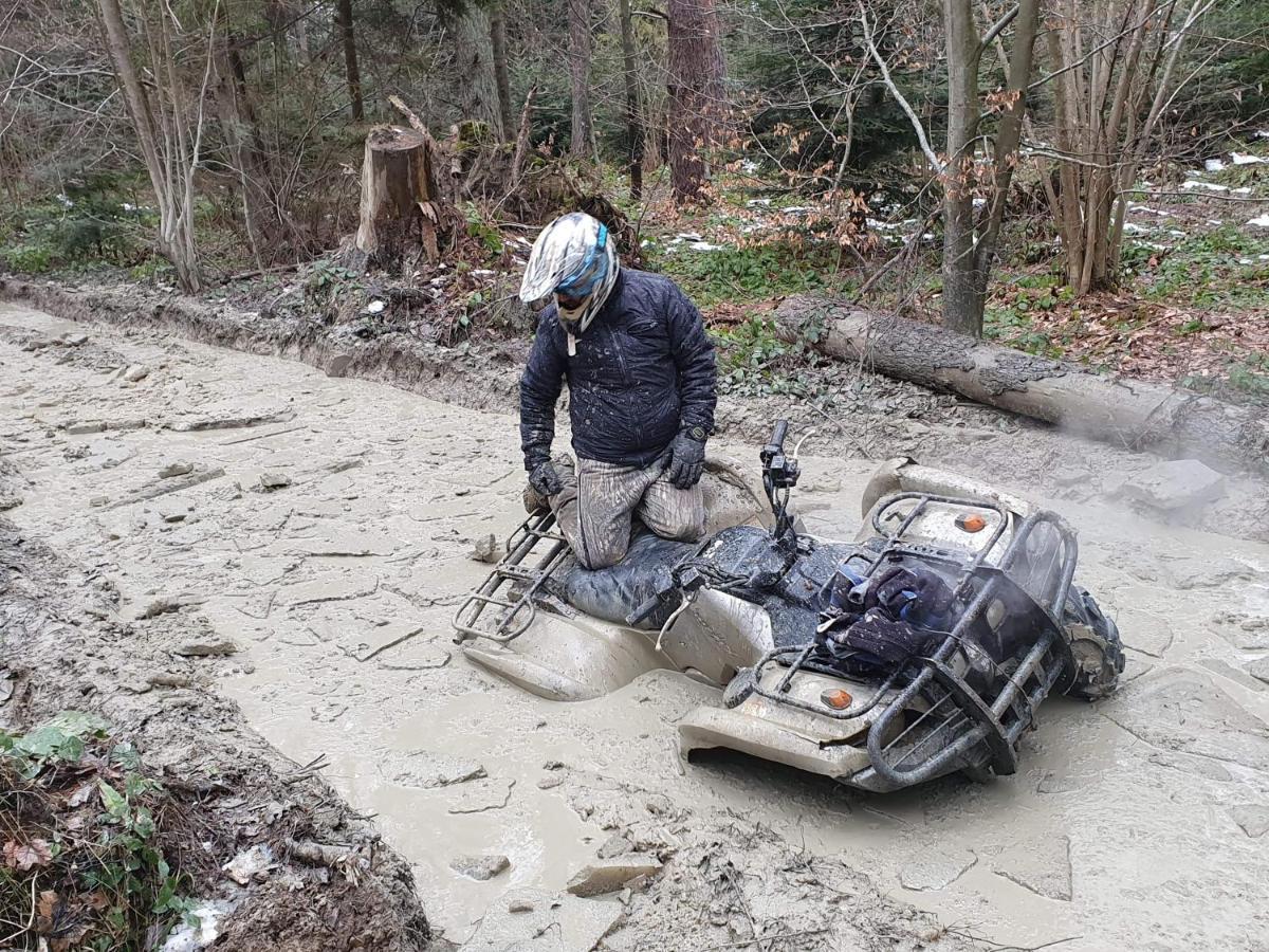 Zagroda Wataha 782 305 923 Polańczyk Buitenkant foto